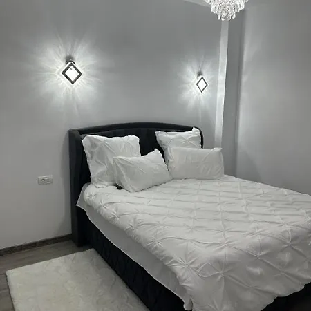 Luxury Diana Apartment *